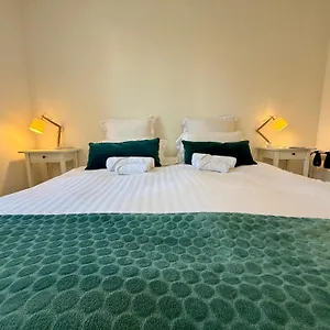 gite-grange-debout.hotels-rhonealpes.com/